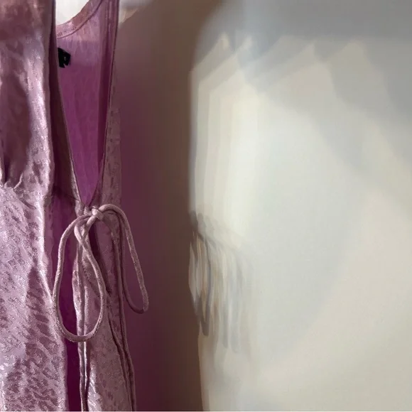 Motel Women’s Purple Leopard Darla Side-Tie Mini Slip Dress, Size XS - Picture 8 of 13